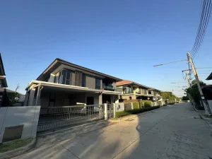 setthasiri-wongwaen-lamlukka-house-review