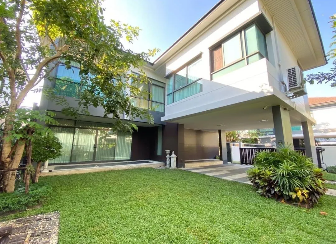 rent houses in Krungthep Kreetha Bangkok