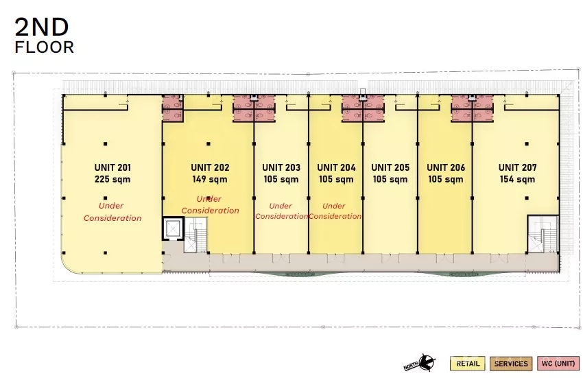 พื้นที่ขายปลีก ให้เช่าในKhlong Toei, Bangkok - ผังชั้นสอง แสดงยูนิตค้าปลีกหลายยูนิต รวม 105 ตร.ม. พร้อมแกนห้องน้ำ