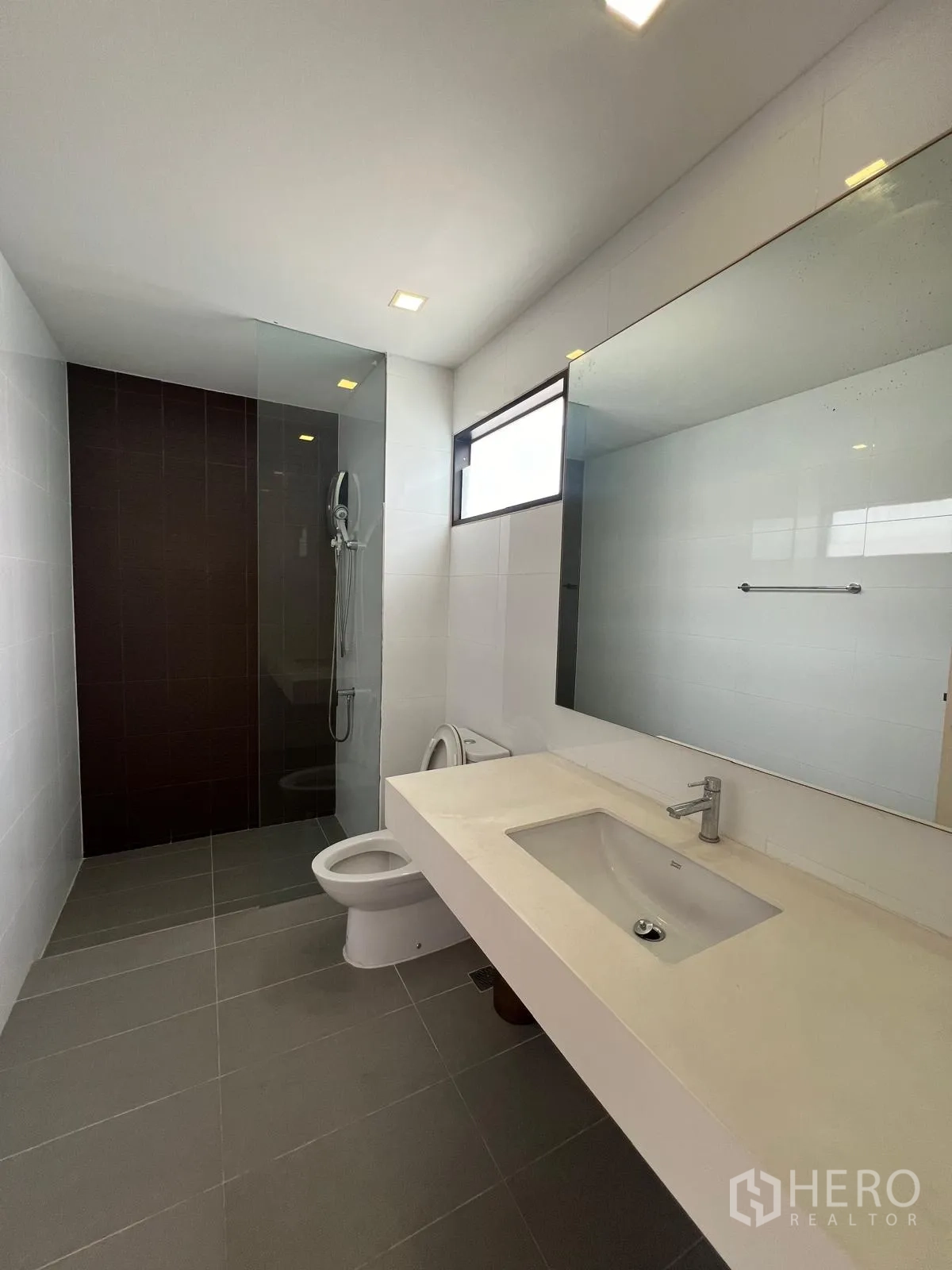 Property Image #12 for property BRE6304