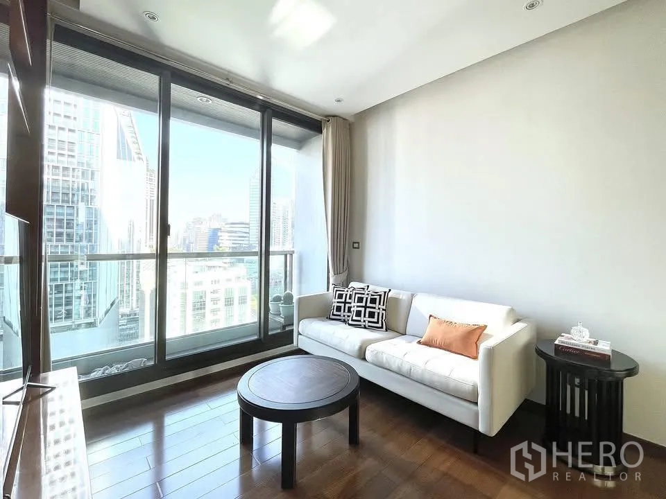 Property Image #4 for property HRE00746