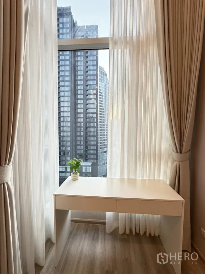 Property Image #2 for property HRE00641