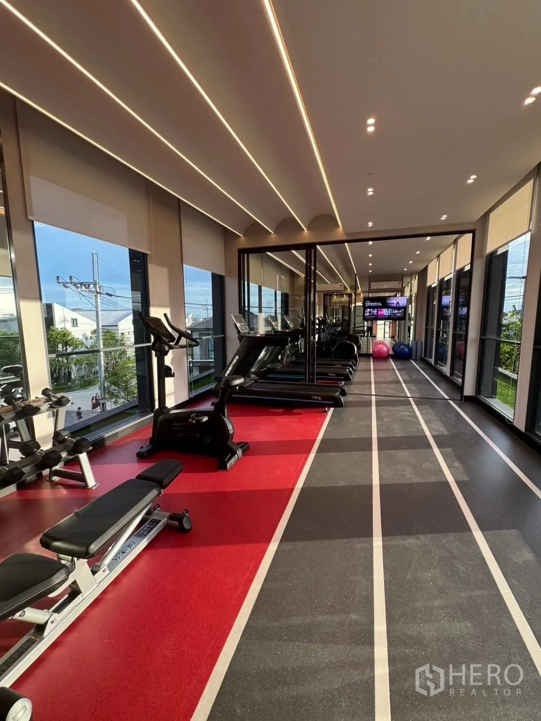 Property Image #22 for property HRE00251