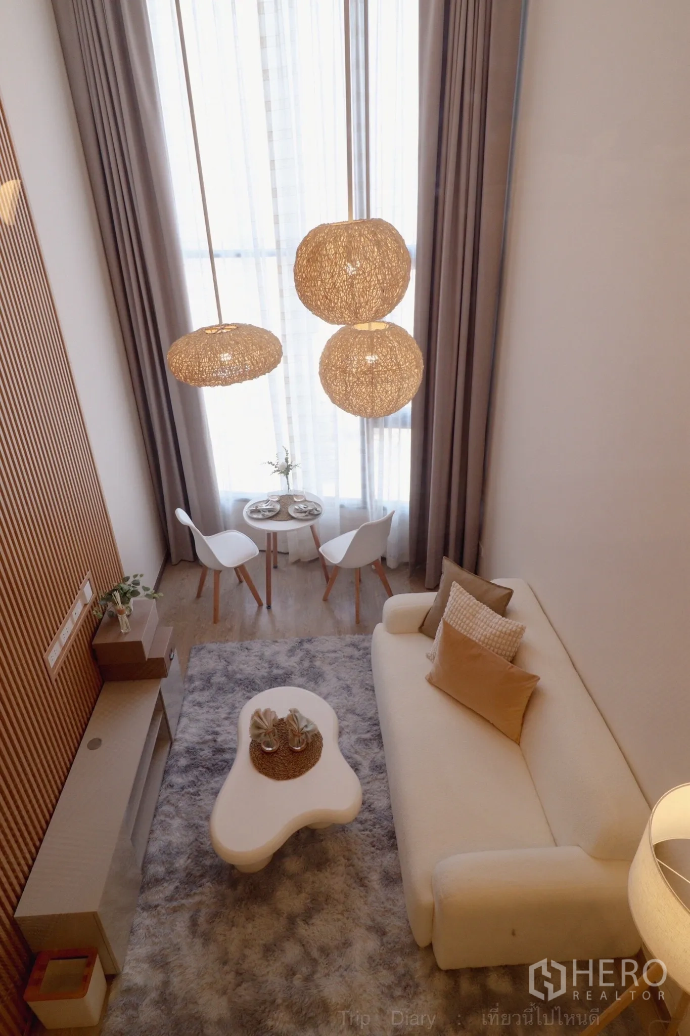 Property Image #4 for property HRE00855