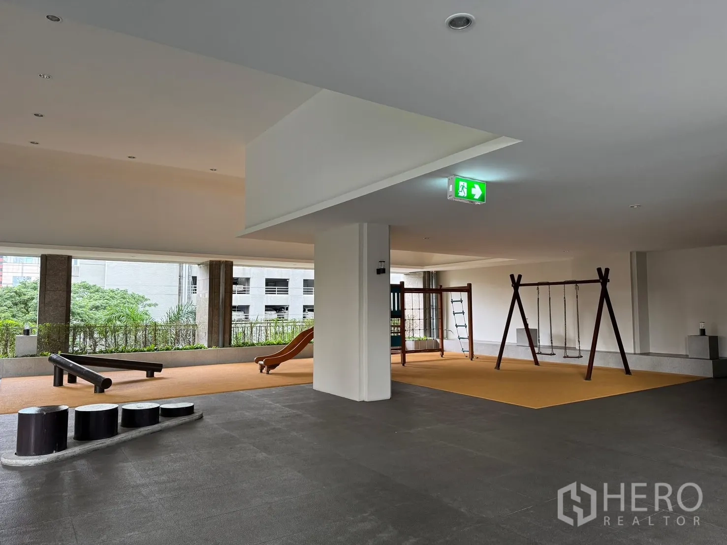 Property Image #23 for property HRE00314