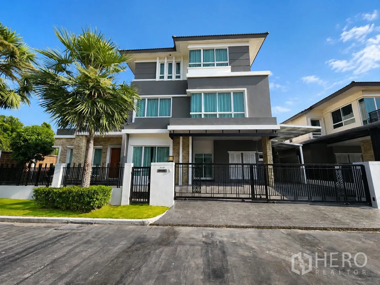 Property Image #20 for property HRE00866
