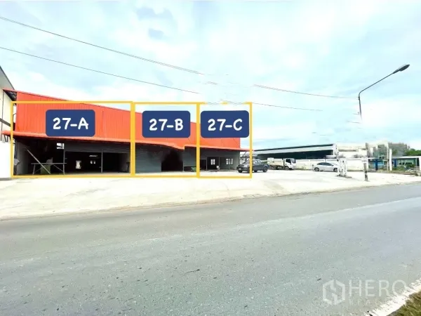 货栈 出租在Lam Luk Ka, Pathum Thani - 仓库街景，立面分区标注27-A、27-B、27-C，设有停车区。