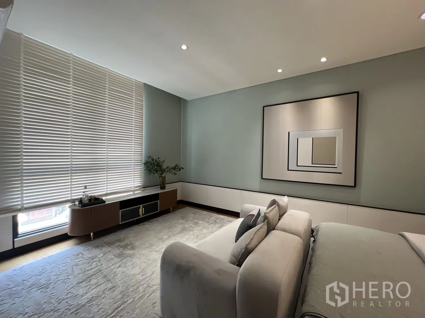 Property Image #30 for property HRE00683