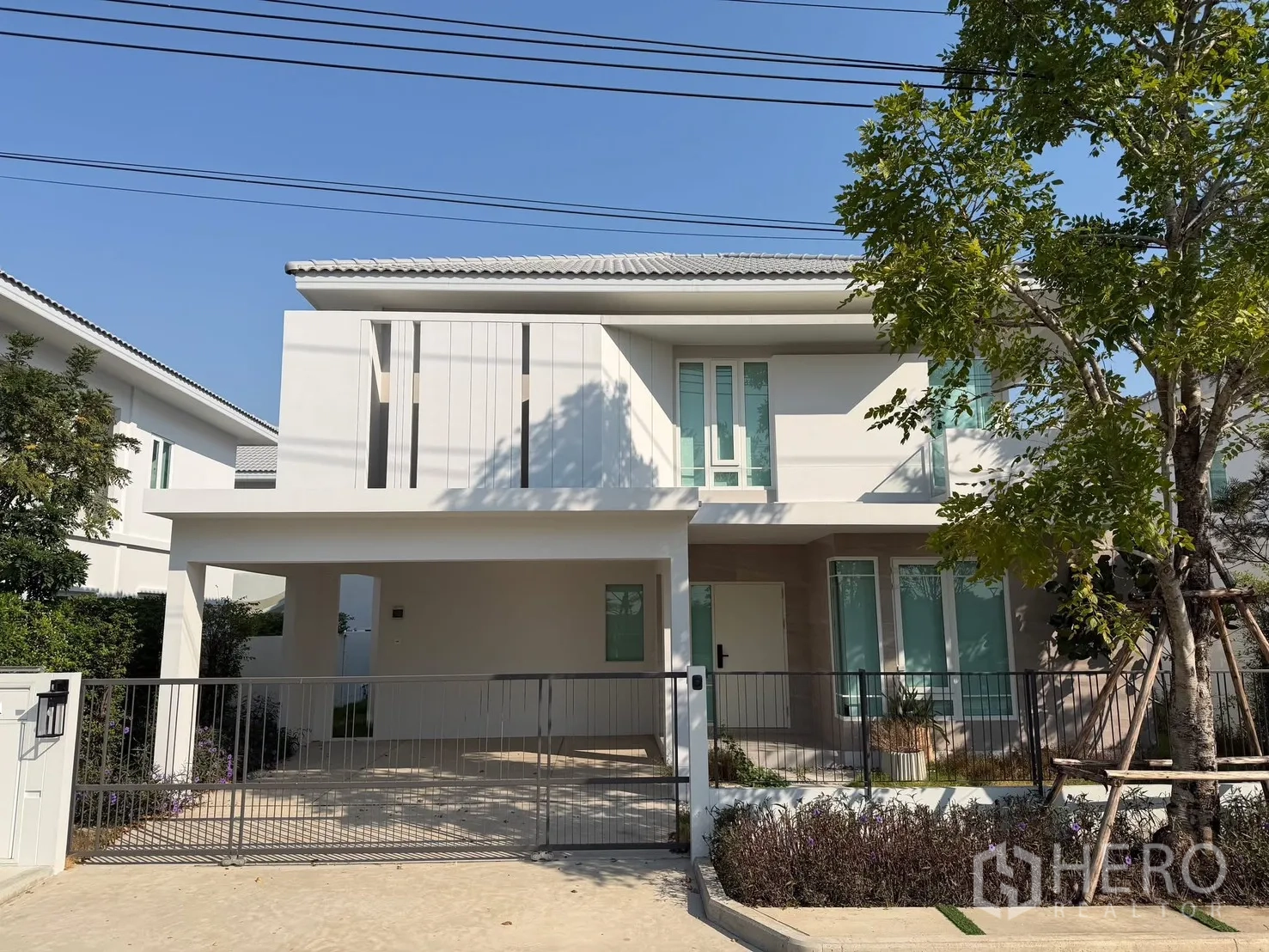 Property Image #17 for property HRE00138