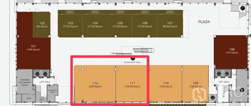 零售空间 出租在Bang Khun Thian, Bangkok - 平面图标示111与112两单元合计359平方米，靠近扶梯厅