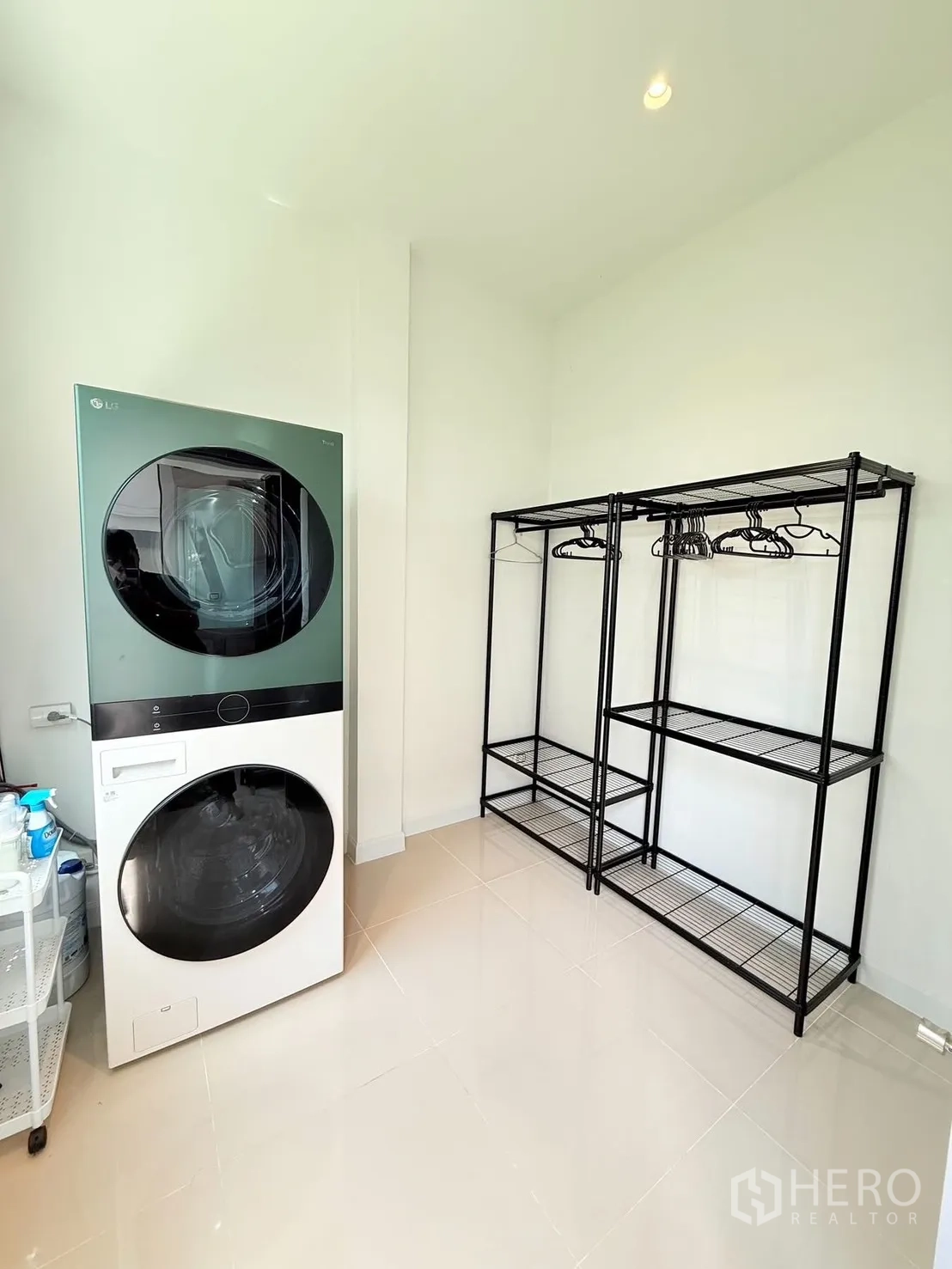 Property Image #20 for property HRE00104