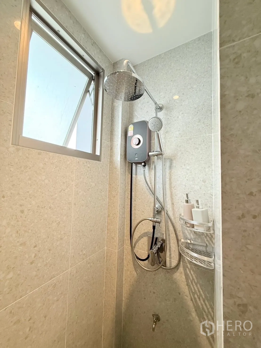 Property Image #37 for property HRE00104