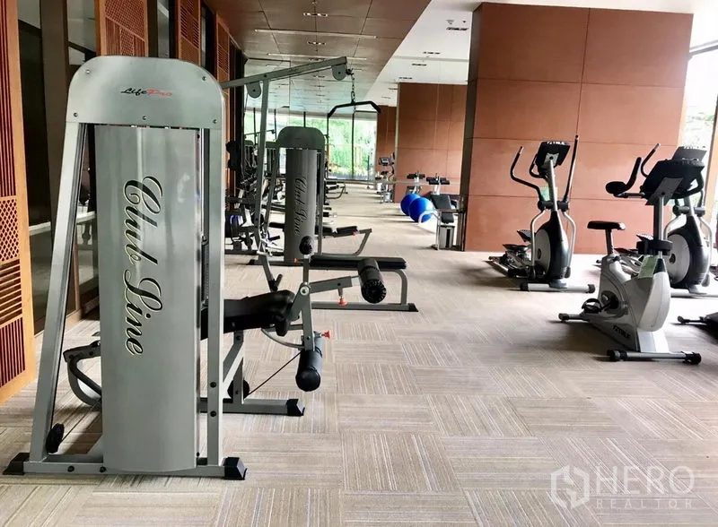 คอนโด ให้เช่าในKhlong Toei, Bangkok - ฟิตเนสครบครันด้วยเครื่องเวท จักรยานออกกำลังกาย และลู่วิ่ง