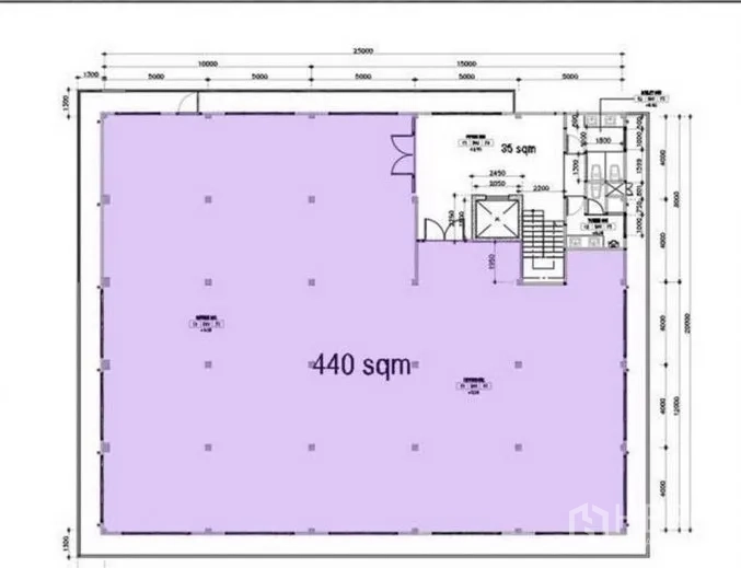 Office Space for rent in Lat Krabang, Bangkok - Floor plan showing a 440 sqm level with service core and restrooms.