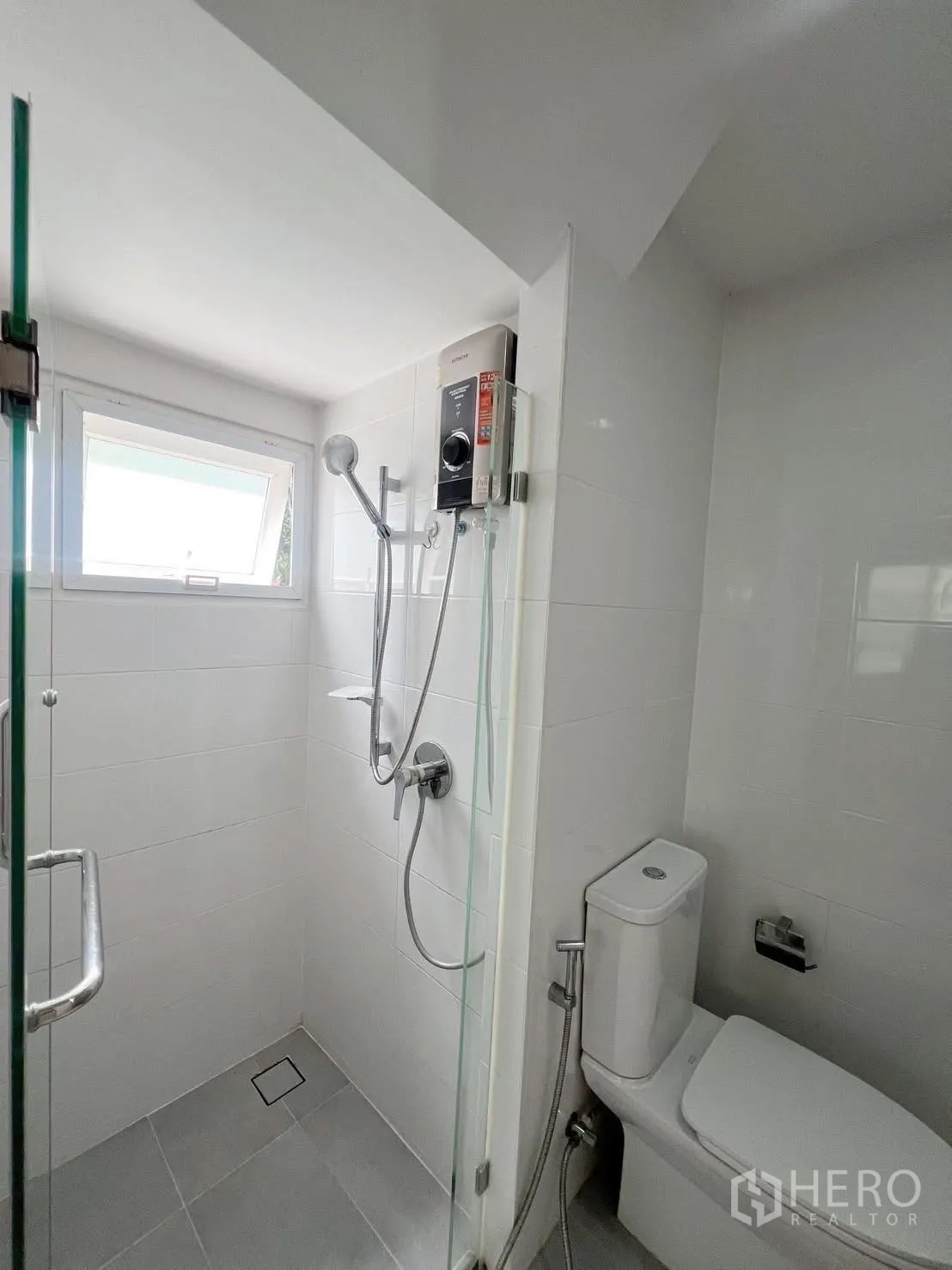 独立式住宅 出租或出售在Bang Phli, Samut Prakan - 小区中央公园，喷泉、草地与游乐区