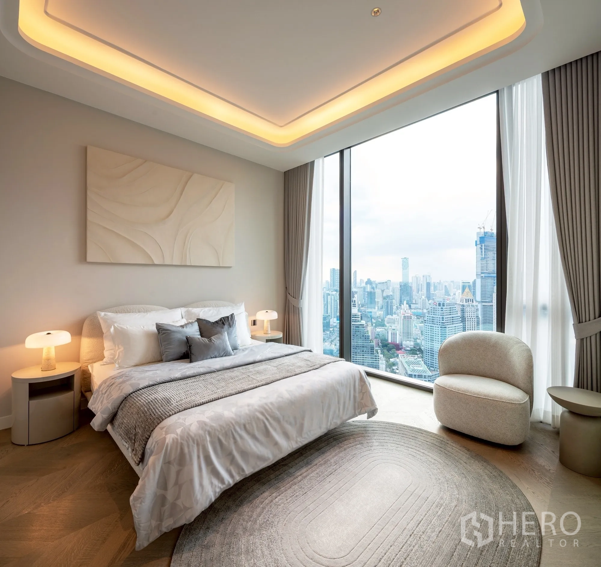 Property Image #5 for property HRE00673