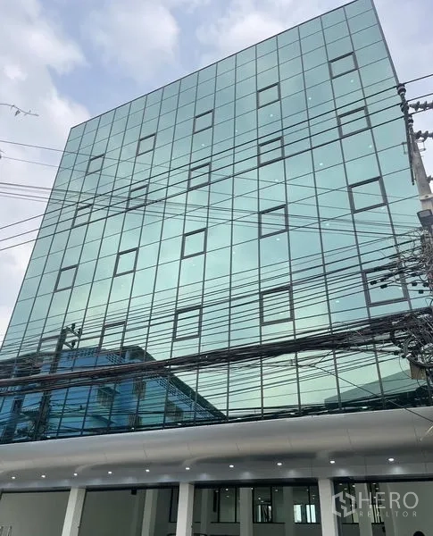 Home Office for rent or sale in Wang Thonglang, Bangkok - Modern glass-façade home office building in Wang Thonglang, Bangkok.