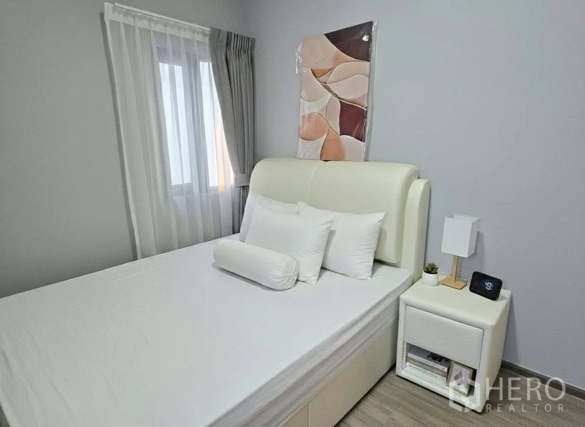 Property Image #14 for property HRE00173