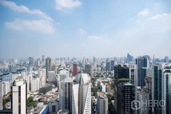 Condominium for rent in Watthana, Bangkok - Panoramic daytime city view of Bangkok from a high-floor condo.
