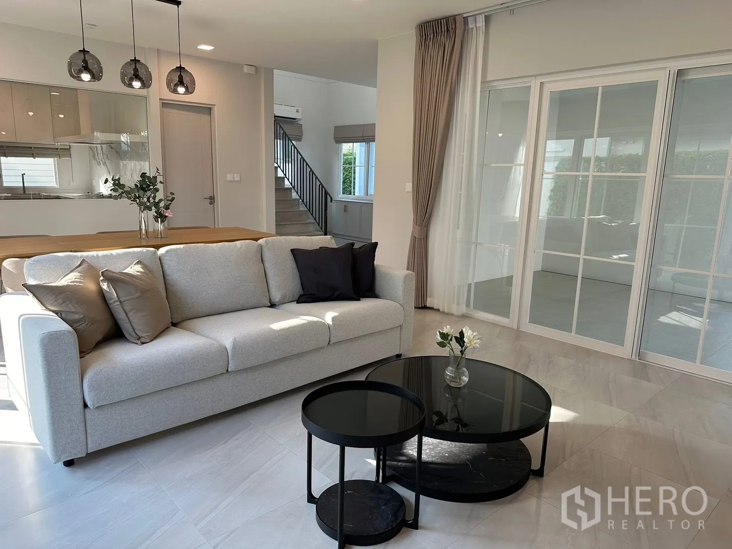 Property Image #24 for property HRE00901