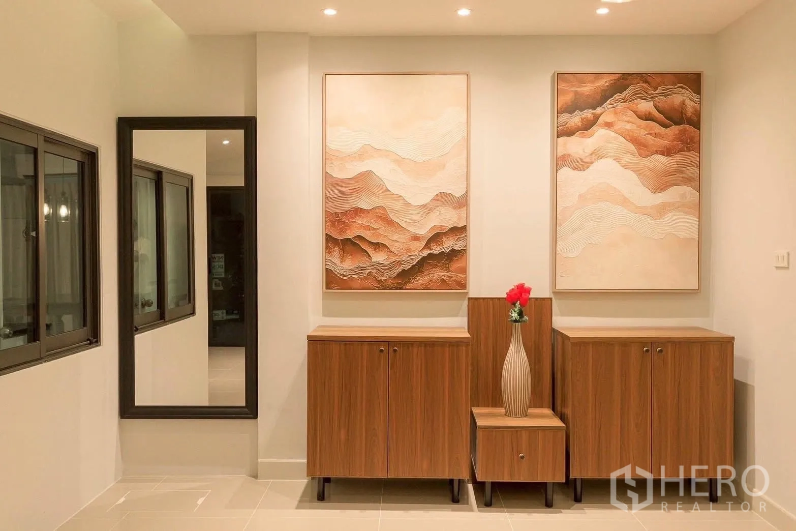 Property Image #18 for property HRE00251