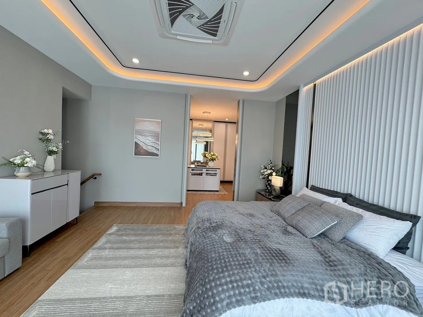 Property Image #21 for property HRE00622