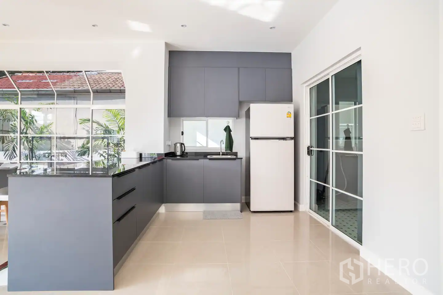 Property Image #12 for property BRE21043