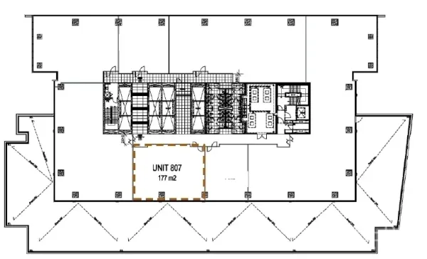 สำนักงาน ให้เช่าในRatchathewi, Bangkok - ผังชั้นแสดงยูนิต 807 พื้นที่สำนักงาน 177 ตร.ม. ติดโถงลิฟต์และโซนบริการ