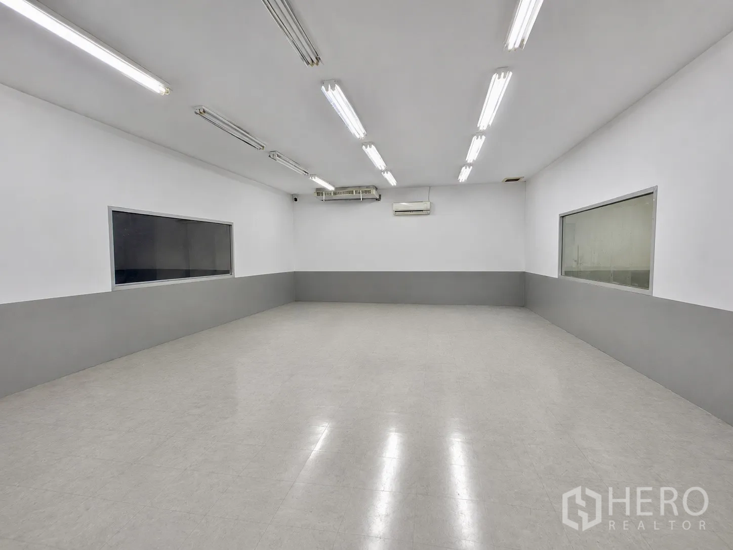 Property Image #17 for property HRE00799