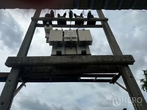 โรงงาน ให้เช่าในLam Luk Ka, Pathum Thani - หม้อแปลงไฟฟ้าภายในพื้นที่ รองรับไฟฟ้า 3 เฟสหนัก