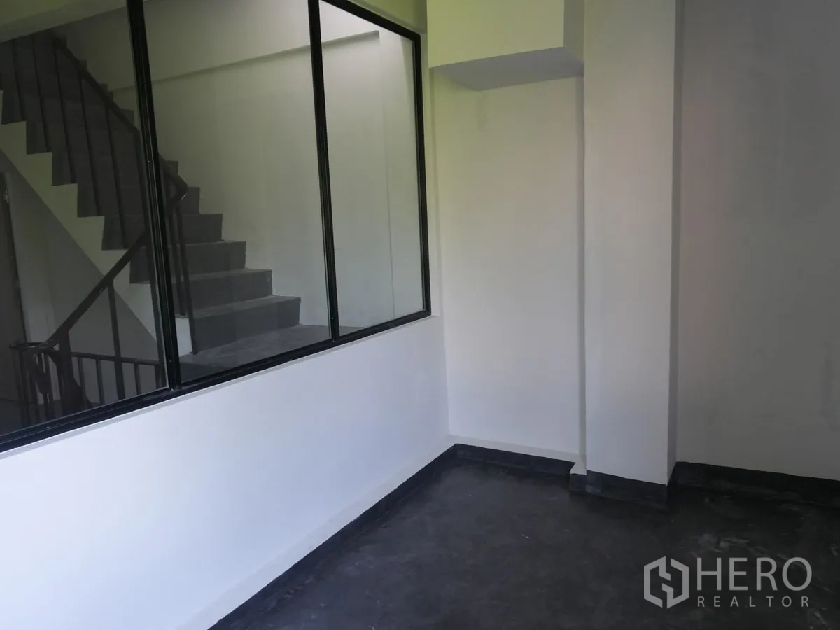 Property Image #20 for property BRE26309