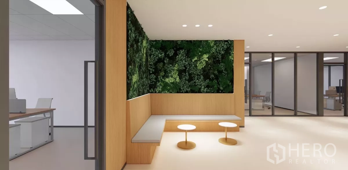 สำนักงาน ให้เช่าในHuai Khwang, Bangkok - มุมพักผ่อนพร้อมม้านั่งบิวท์อินและผนังสวนแนวตั้ง ข้างออฟฟิศกระจกกั้น