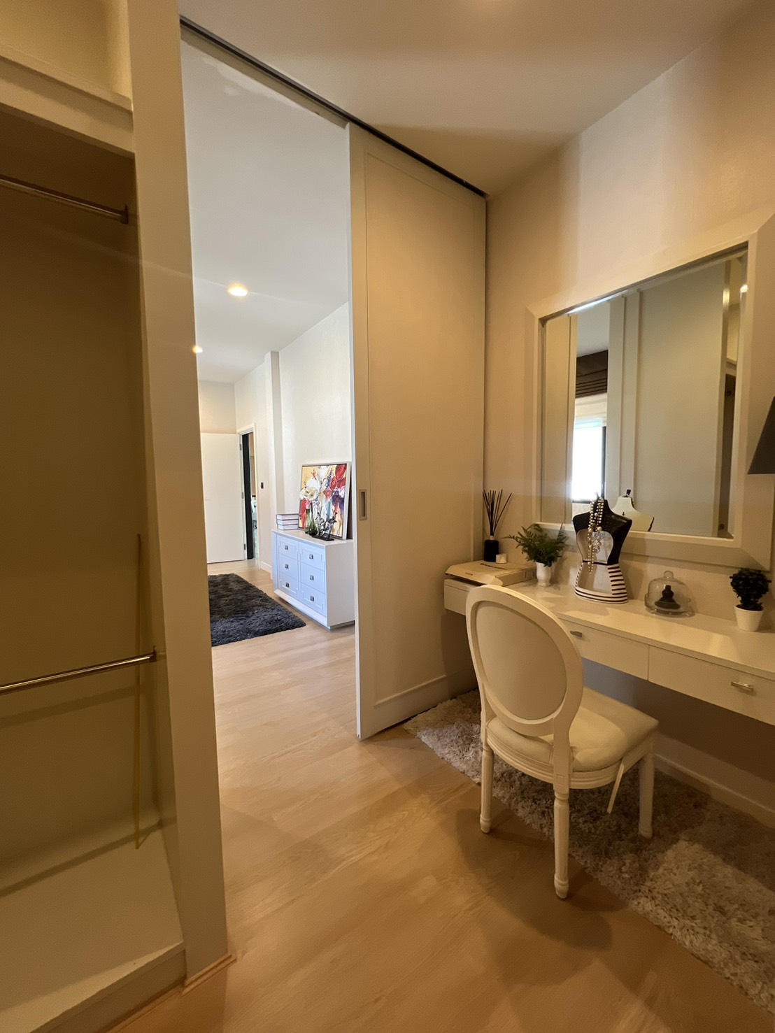 Property Image #18 for property HRE00043