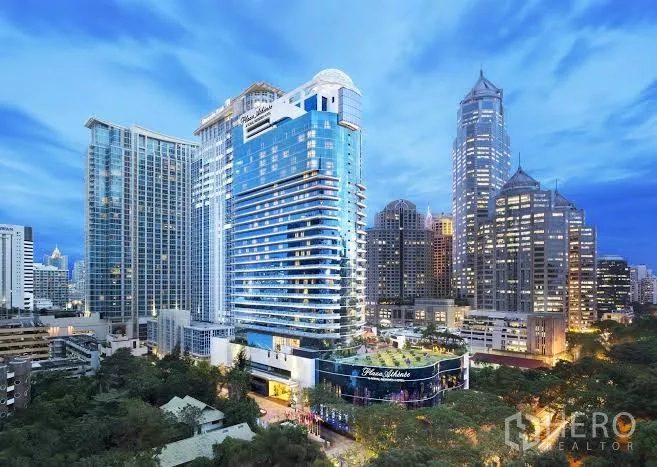 คอนโด ให้เช่าในPathum Wan, Bangkok - ภาพภายนอกคอนโดไฮไรส์หรูใจกลางกรุงเทพฯ ยามโพล้เพล้