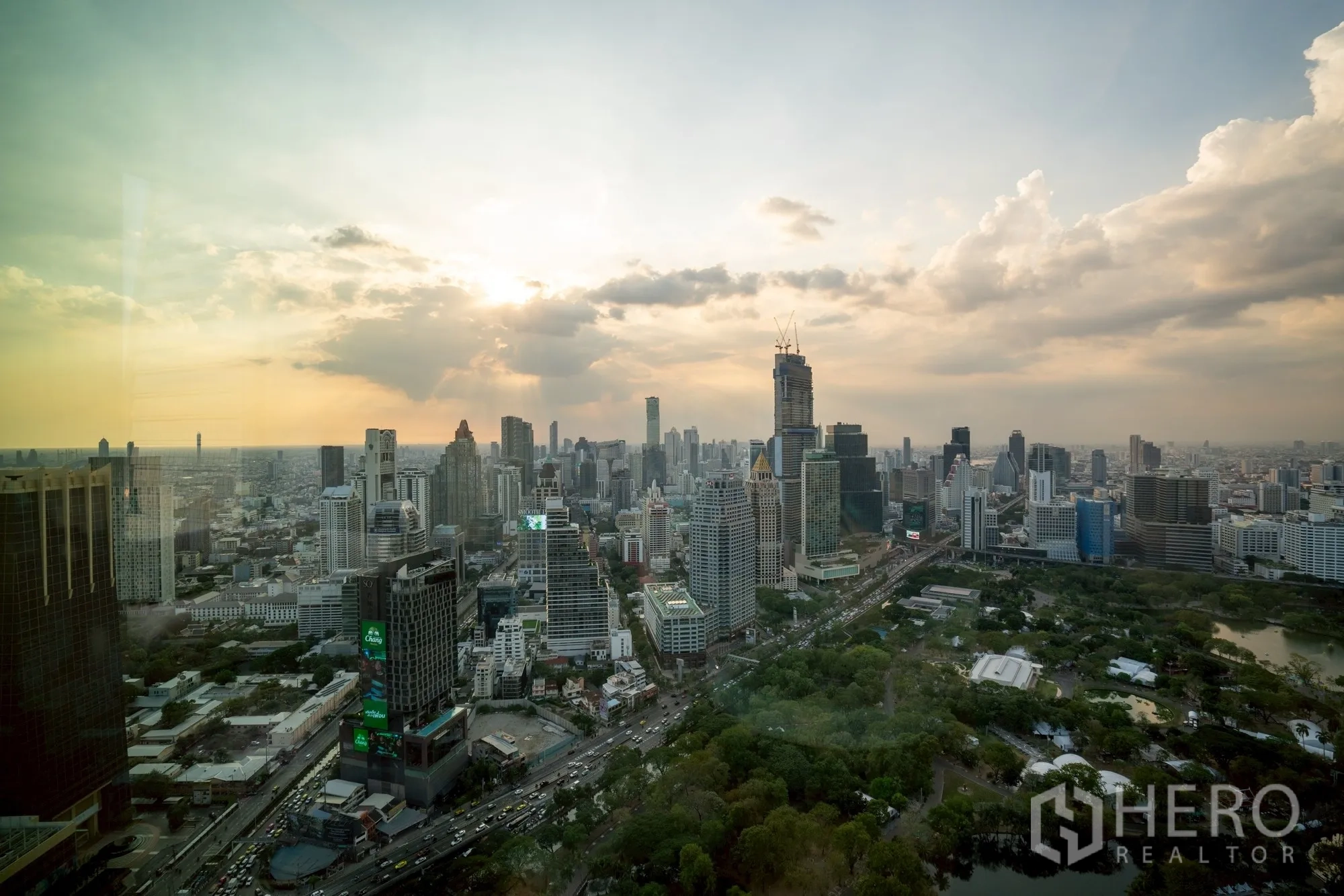 Property Image #2 for property HRE00673