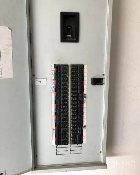 工厂 出租在Bang Pa-in, Phra Nakhon Si Ayutthaya - 厂内配电柜/电闸面板