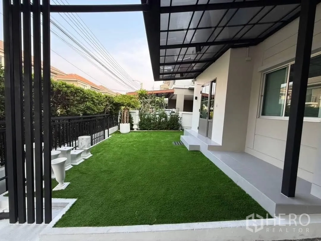 Property Image #18 for property HRE00370