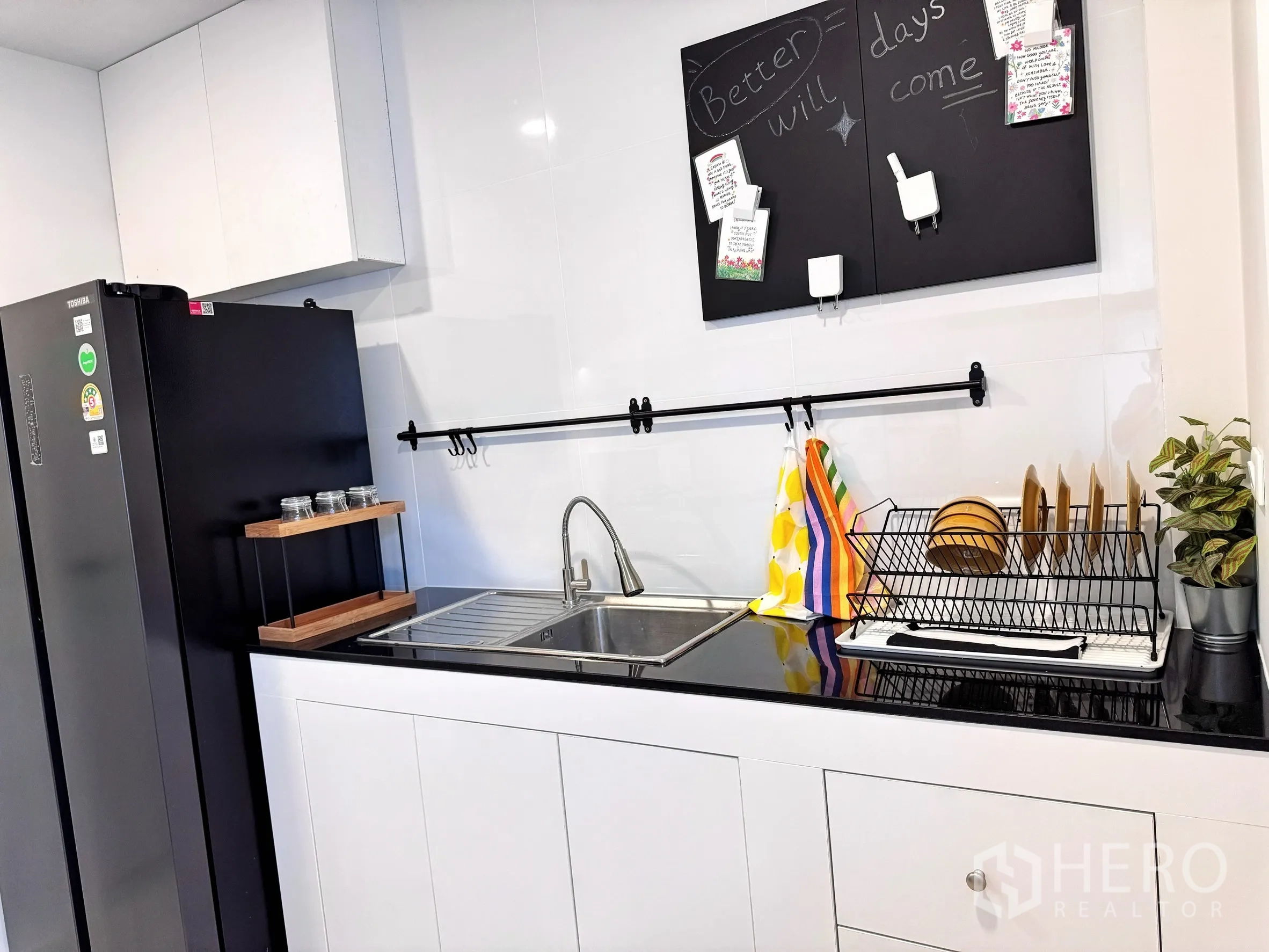 Property Image #28 for property HRE01186