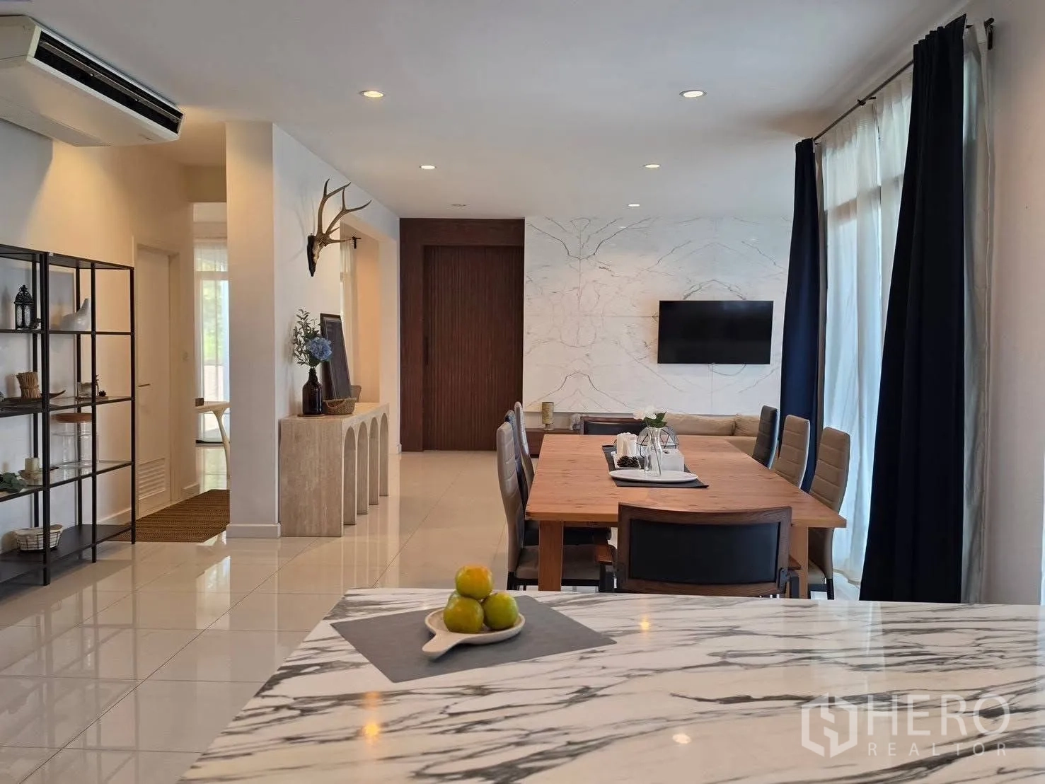 Property Image #26 for property HRE00869