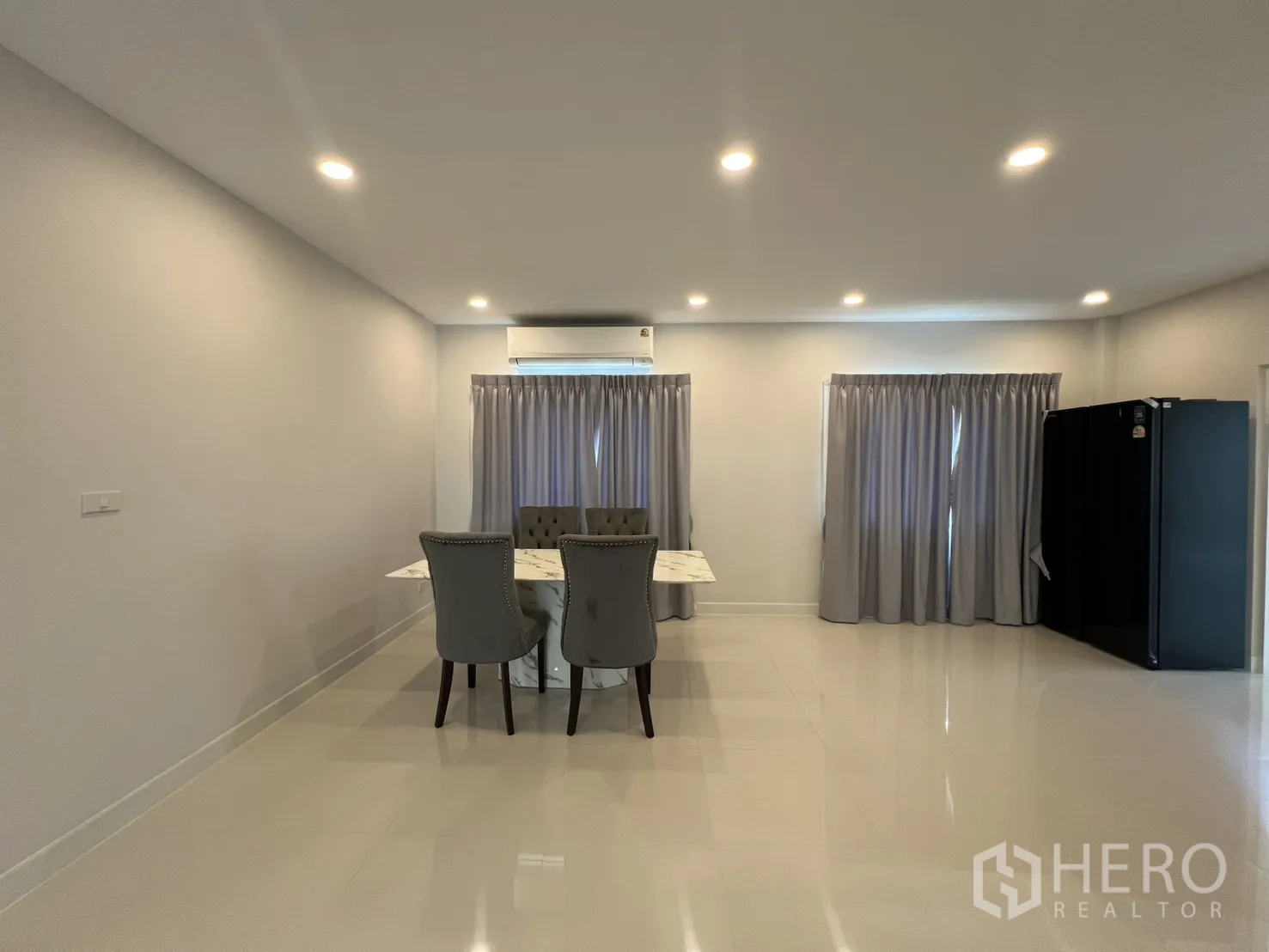 Property Image #31 for property HRE01191