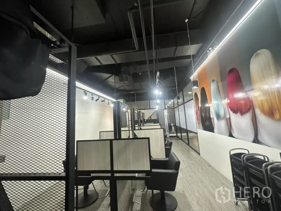 Retail Space for rent in Mueang Nakhon Pathom, Nakhon Pathom - Modern third-floor salon interior with individual styling stations, partitions and track lighting.