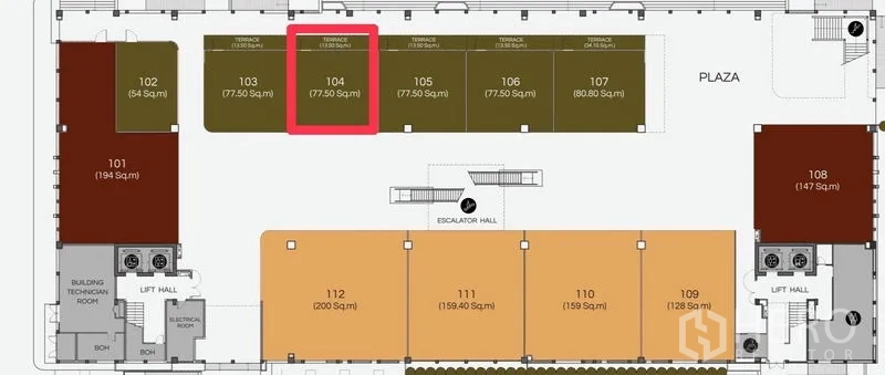 零售空间 出租在Bang Khun Thian, Bangkok - 平面图标示104号约77.5平米商铺，靠近扶梯和电梯厅。