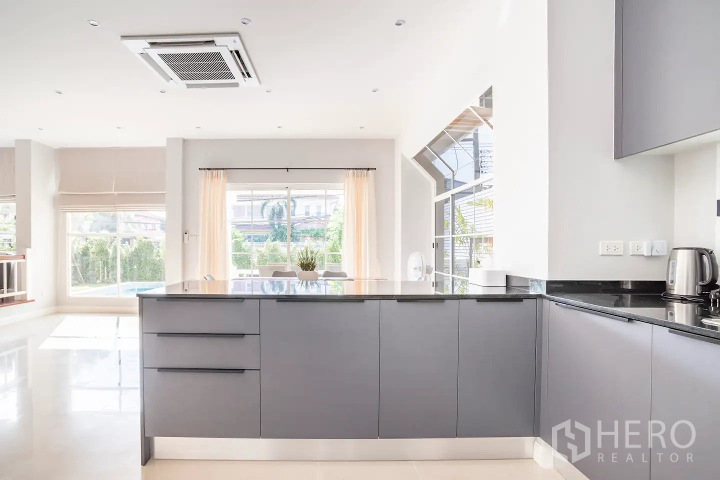 Property Image #4 for property BRE21043