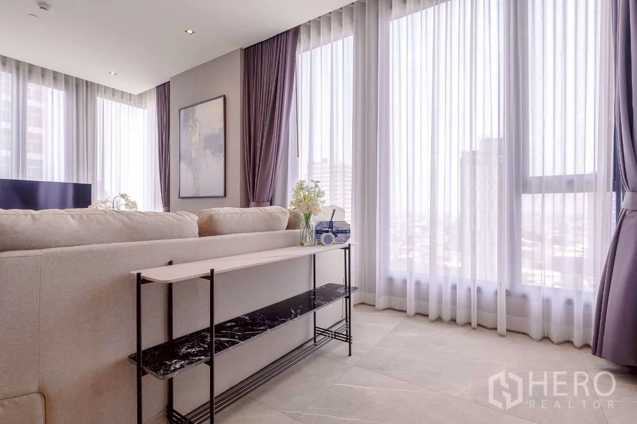 Property Image #8 for property HRE00621