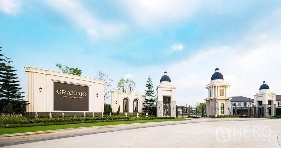 独立式住宅 出租在Khlong Luang, Pathum Thani - Grandio Vibhavadi‑Rangsit 小区入口门楼