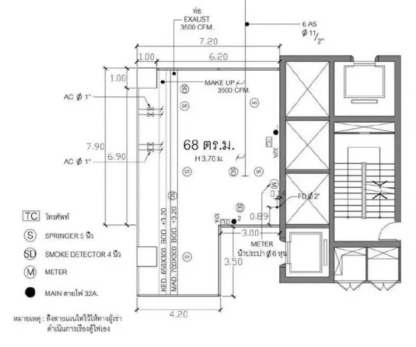 零售空间 出租在Khlong Toei, Bangkok - 68平方米零售铺位平面图，开放式布局与服务核心。