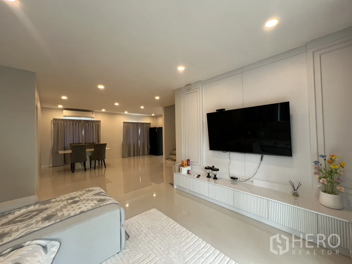 Property Image #28 for property HRE01191