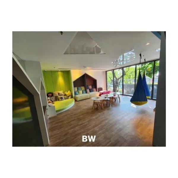 Condominium for rent in Phra Khanong, Bangkok - Bright children’s playroom with hanging swings, cushions and large windows