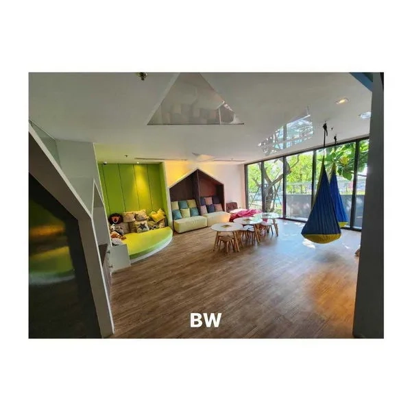 Condominium for rent in Phra Khanong, Bangkok - Bright children’s playroom with hanging swings, cushions and large windows
