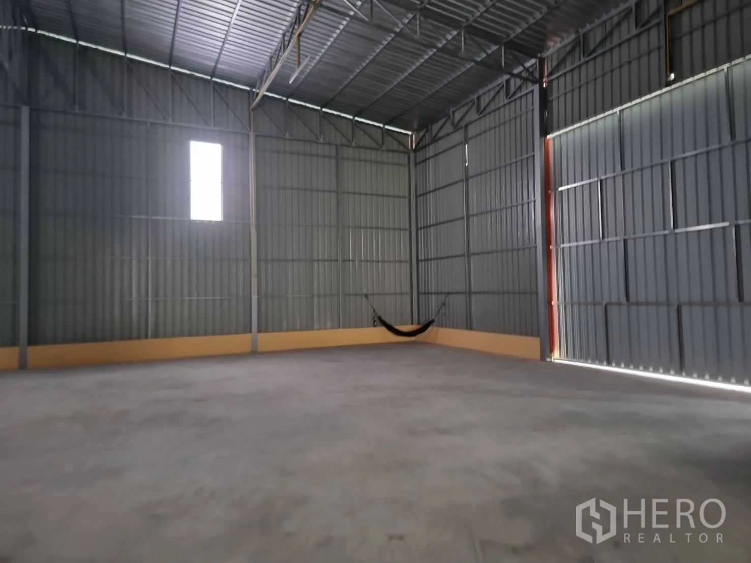 Property Image #8 for property HRE00027